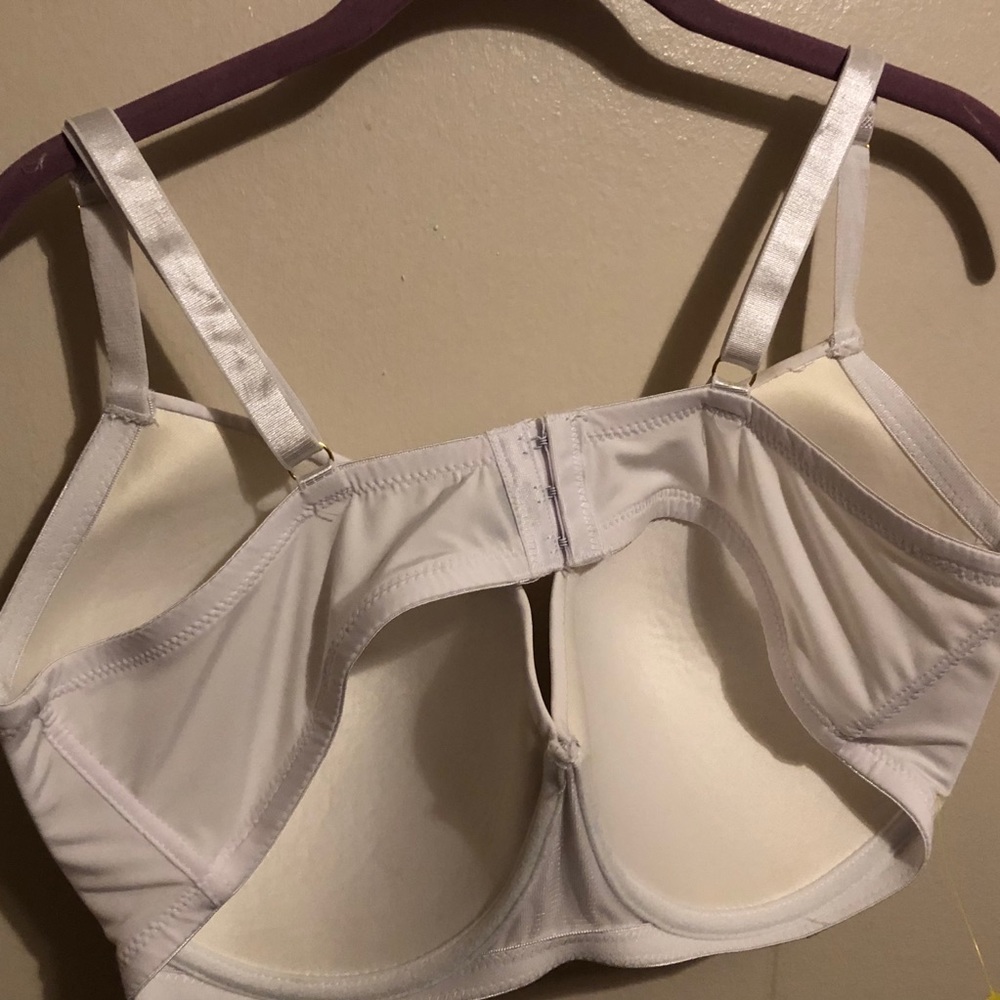 Bra - Picture 2 of 3